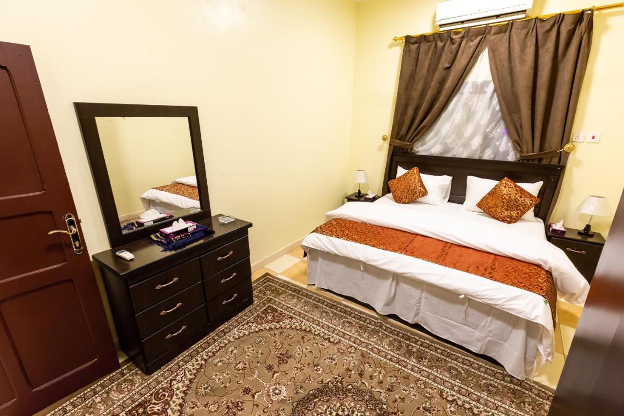 Al Eairy Furnished Apartments - Al Bahah 4 Extérieur photo